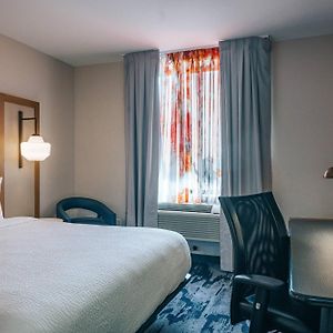 King Room Mobility or hearing accessible